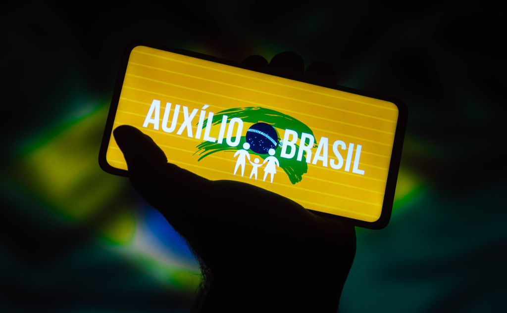 Auxílio Brasil